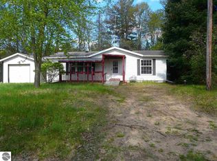 1846 Littlefield Dr, Farwell, MI 48622