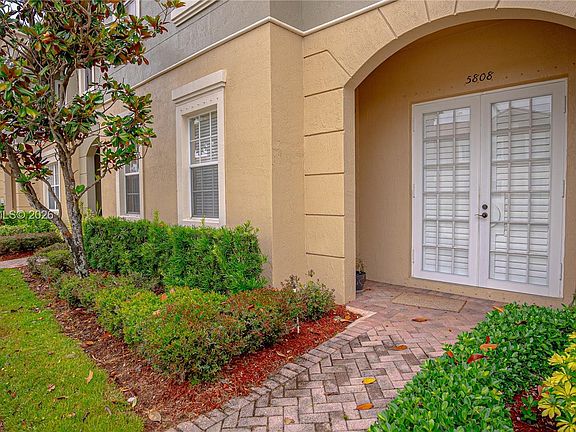 3rd image of 5808 Hampton Hills Blvd