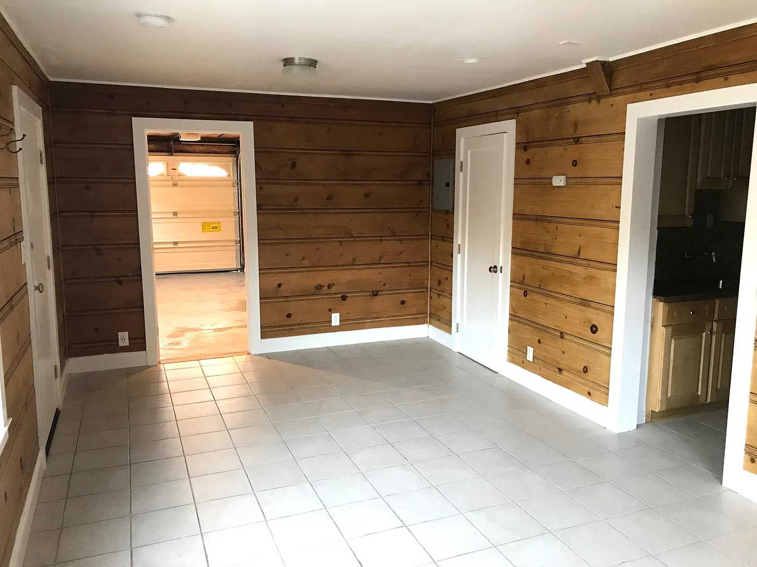 Studio, 400 sqft, $2,150 — Photo 3