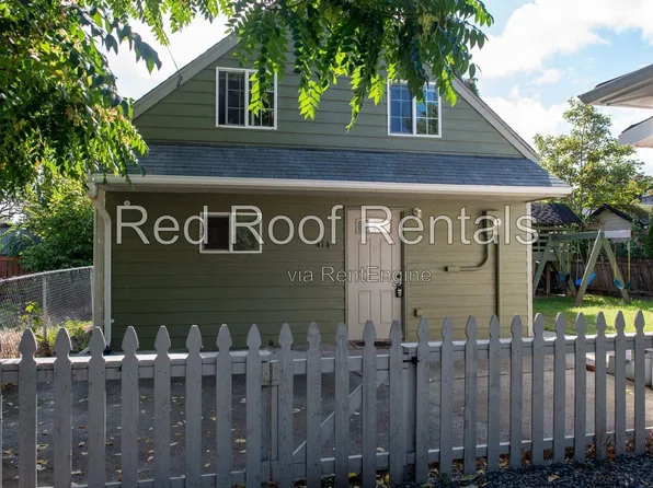414 118th St S, Tacoma, WA 98444