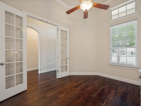 5th image of 3095 Ida Dr