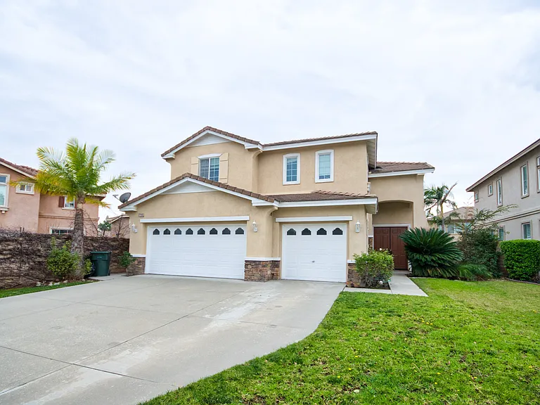7238 San Carmela Ct — Photo 3
