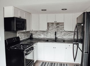 215 Foster St APT 1, River Falls, WI 54022