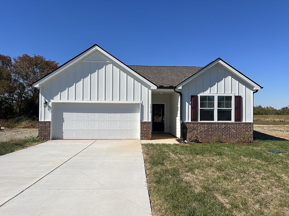 1st image of 1013 Daphne Dr Lot 17