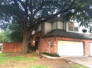 909 Spring Valley Plz, Richardson, TX 75080