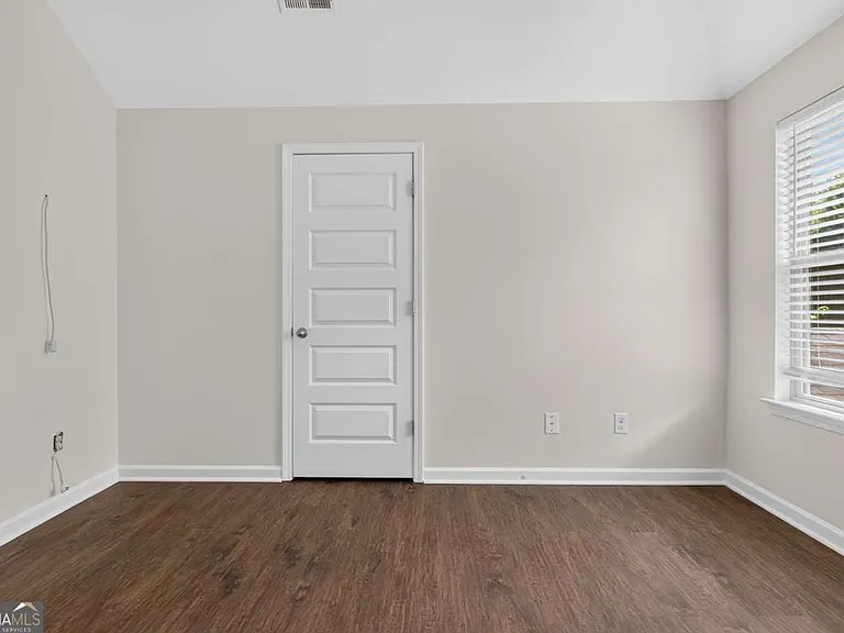 2210 Apple Orchard Way — Photo 38
