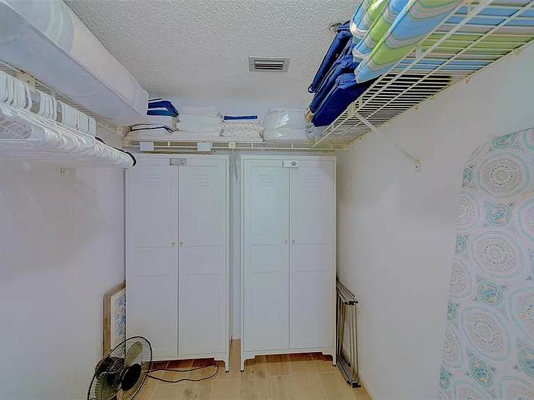 17900 Gulf Blvd #1B — Photo 31