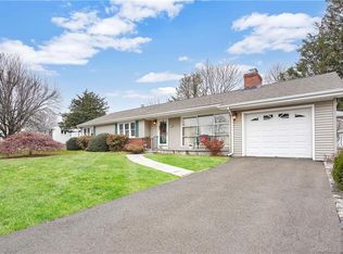 15 Milne Ave, Shelton, CT 06484
