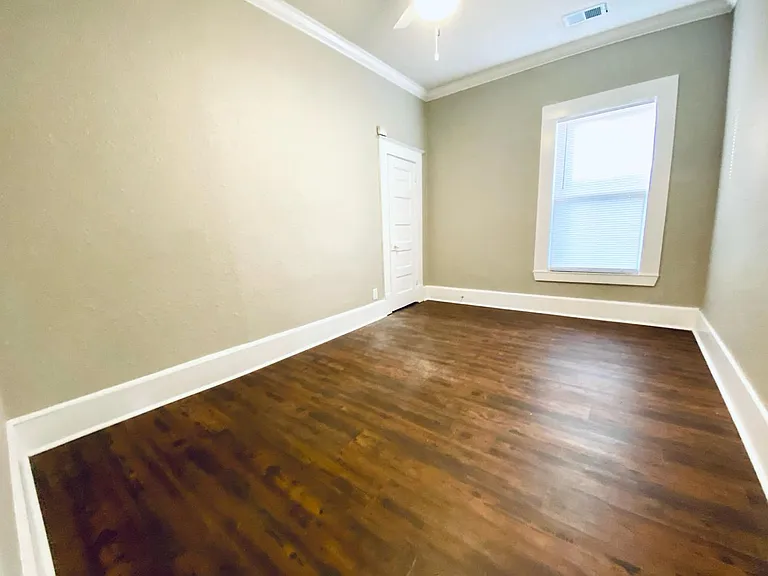 1029 Bruce St — Photo 10
