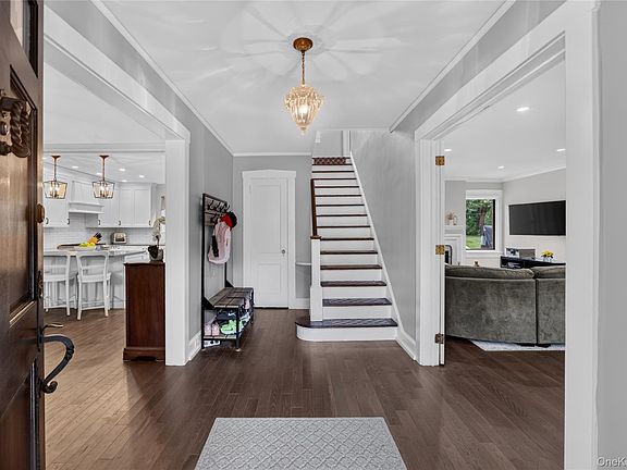 2nd image of 26 Brookside Circle