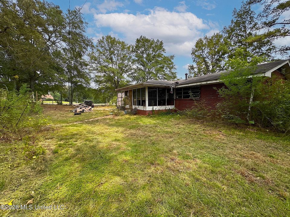 2nd image of 5103 Robinson Rd