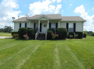 113 Old Garners Ck Rd, Dickson, TN 37055