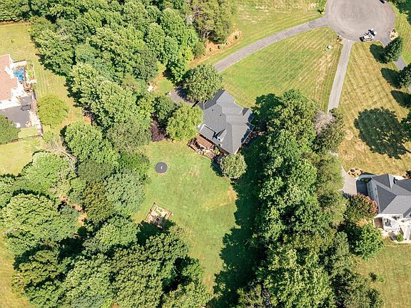 4th image of 2053 Rocky Branch Dr