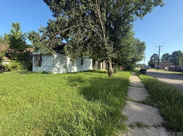 500 E Emerson St, Paragould, AR 72450