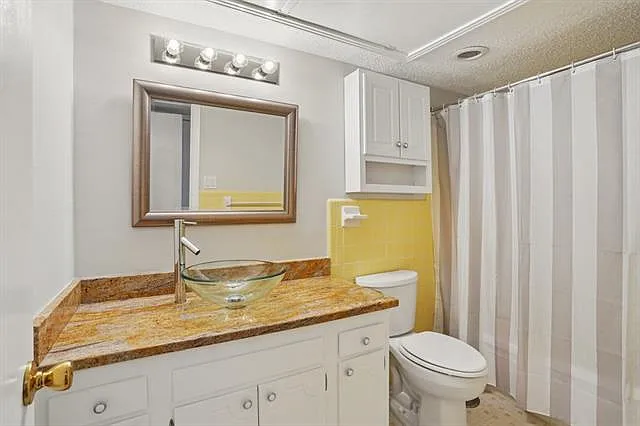 2700 Whitney Pl #830 — Photo 14