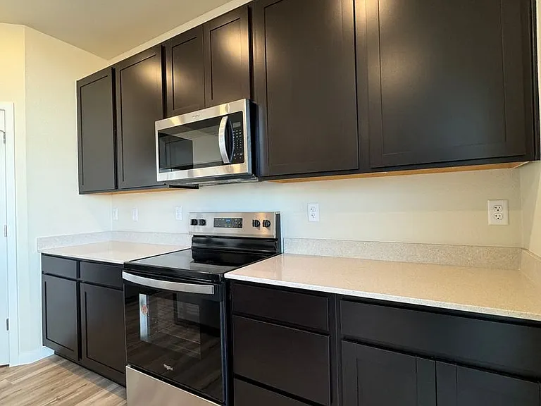 4455 Trader St — Photo 13