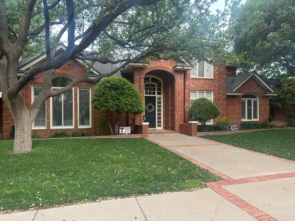 8703 Savannah Ave, Lubbock, TX 79424
