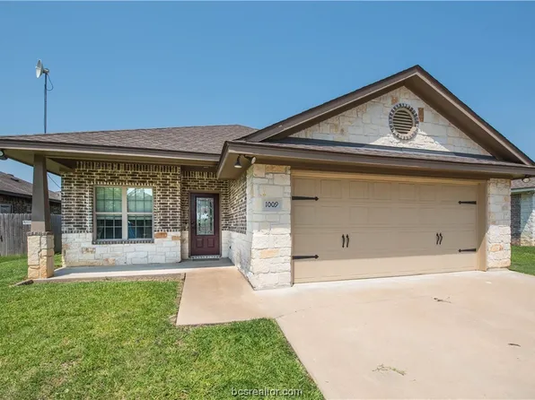 1009 Copperas Bnd, Caldwell, TX 77836