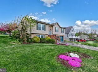 18 Schofield Dr, East Berlin, PA 17316