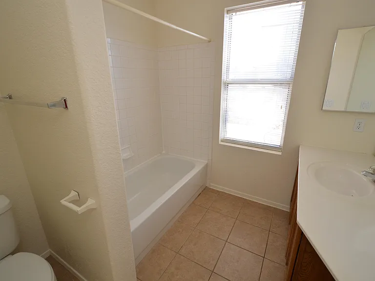 9941 E Paseo — Photo 11