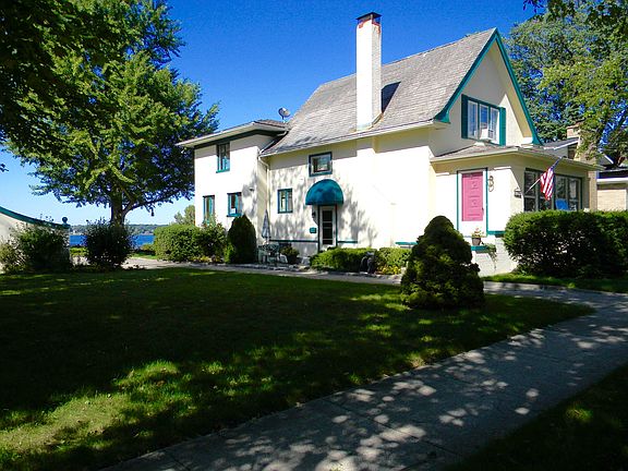 2nd image of 1294 Lakeshore Dr