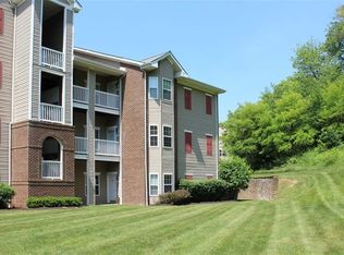 701 Stockton Rdg, Cranberry Twp, PA 16066