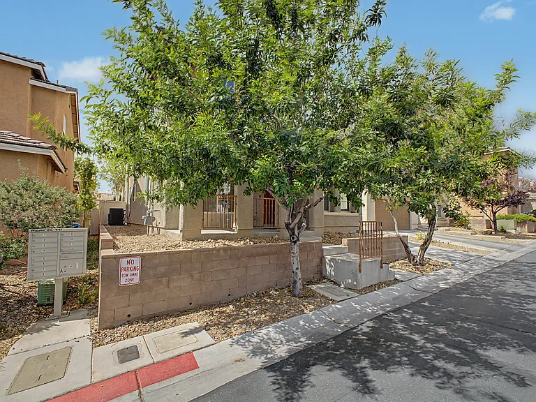 9119 Brilliant Prairie Ct — Photo 28