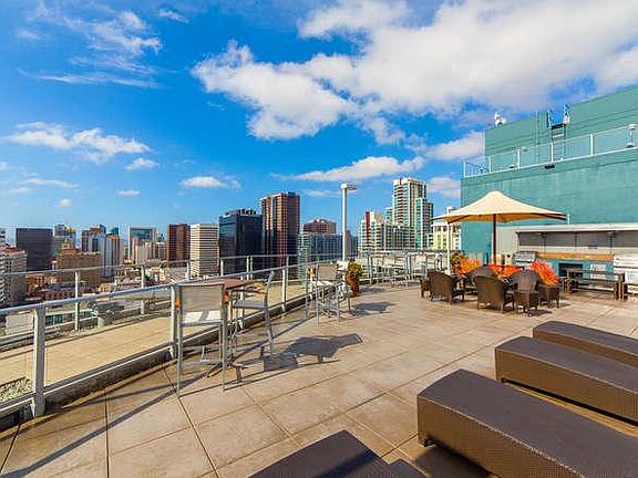 3rd image of 1080 Park Blvd Unit 902