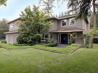 8851 SE 74th Pl, Mercer Island, WA 98040