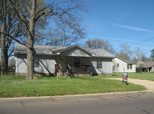 508 W 6th St, Hope, AR 71801