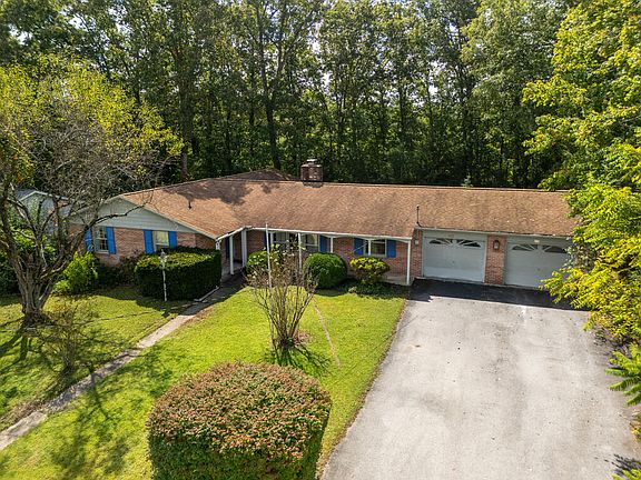 3rd image of 112 Wright Rd