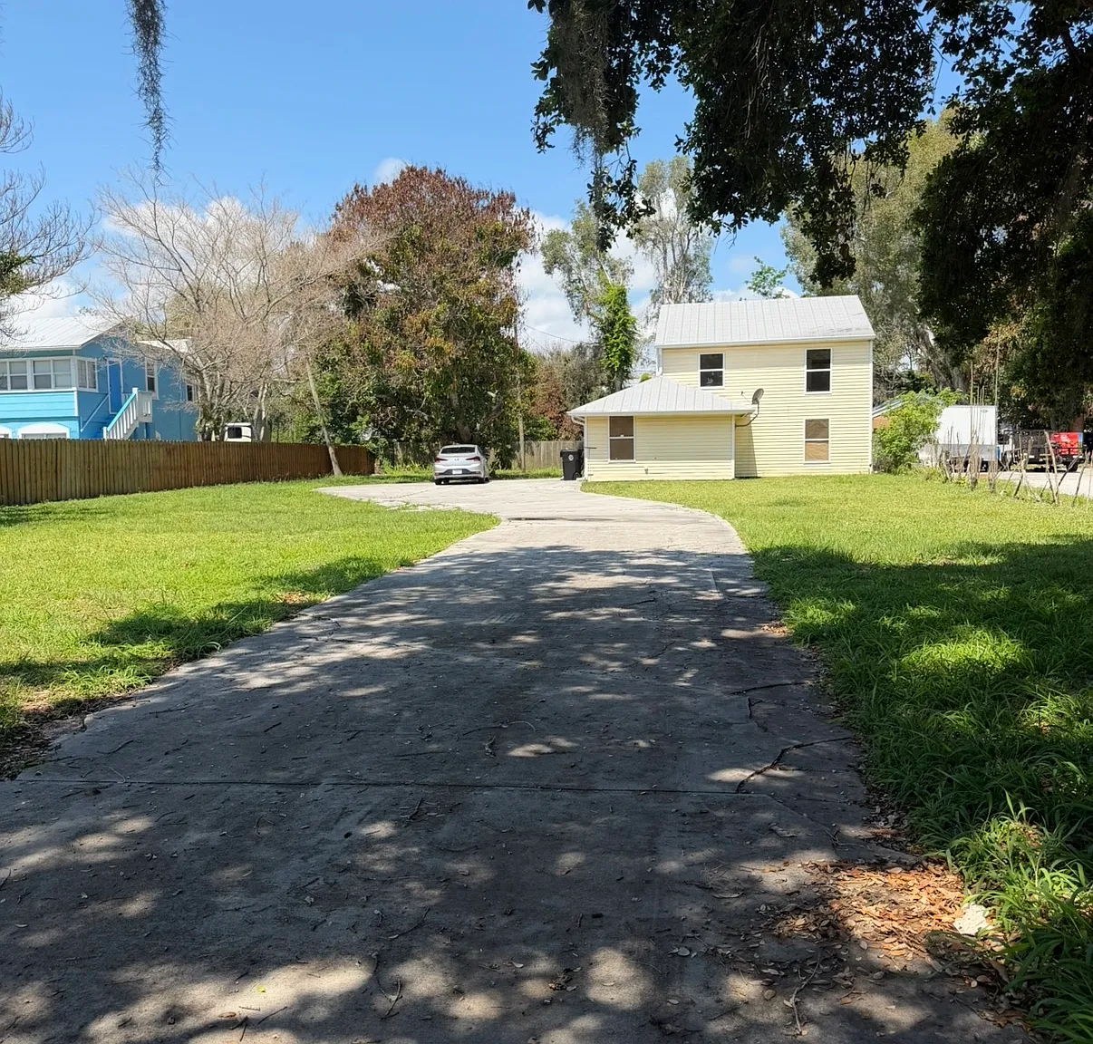 5 bed, 1616 sqft, $2,700 — Photo 1