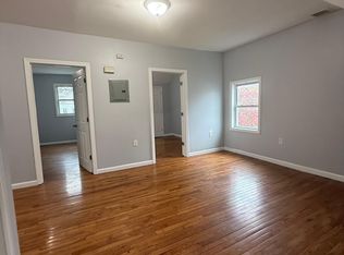 961 Grove St #R2, Irvington, NJ 07111