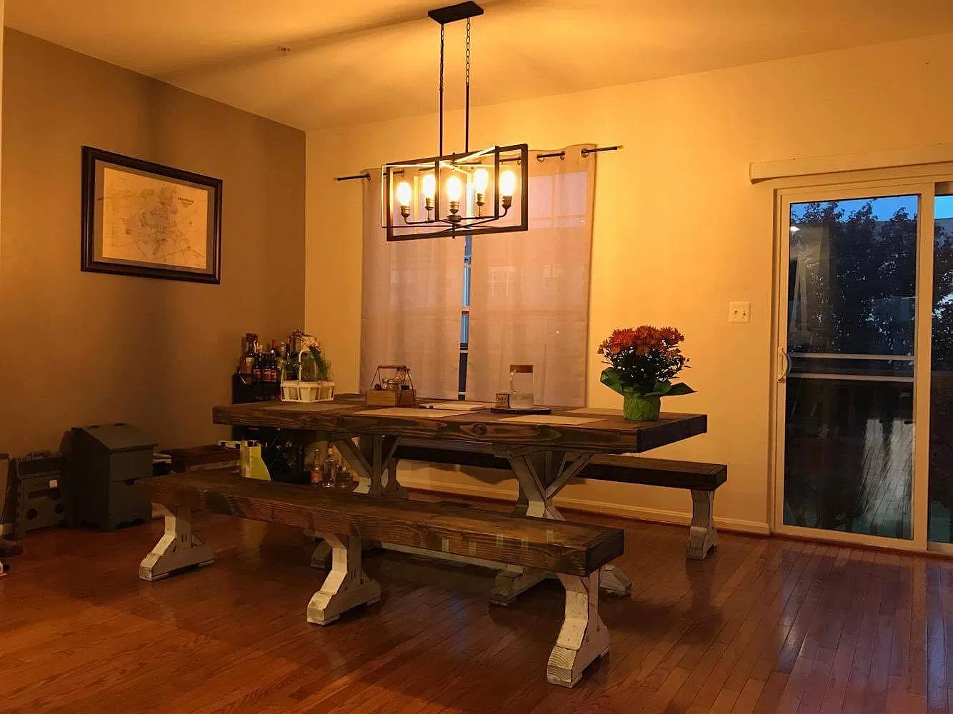 1 bed, 2640 sqft, $900 — Photo 3