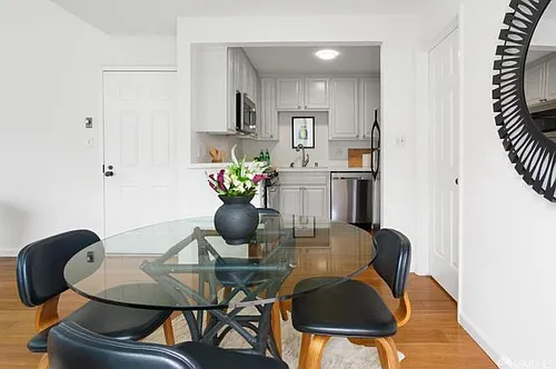 655 Frederick St Photo 1
