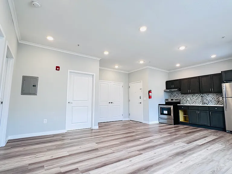 54 Pearl St #299 — Photo 3