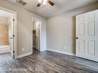4820 Oak Ave APT 13, Pasadena, TX 77503