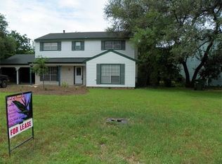 2206 Oakridge Dr, Round Rock, TX 78681