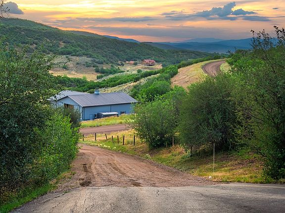 4th image of 26000 High Ridge Drive