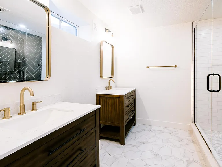 Downstairs Master bathroom