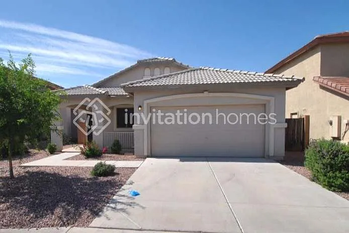 11179 W Berkeley Rd — Photo 1