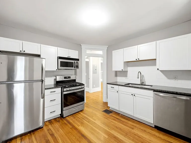 342 Taylor Ave — Photo 8