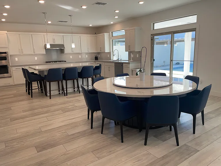 7193 W Camero Ave — Photo 3