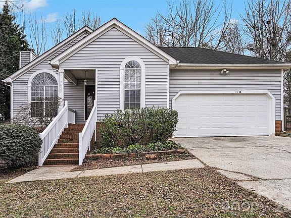 3rd image of 7821 Royce Hall Ln #42