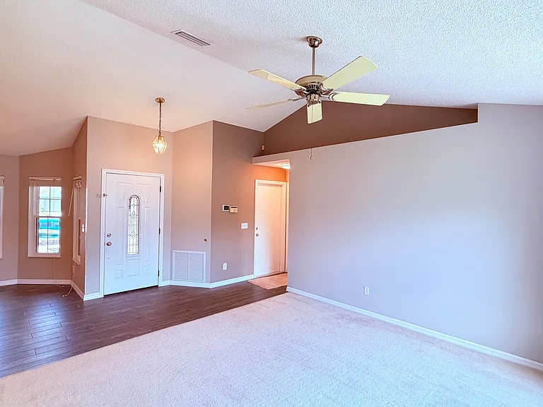 2850 Bolton Bnd — Photo 8