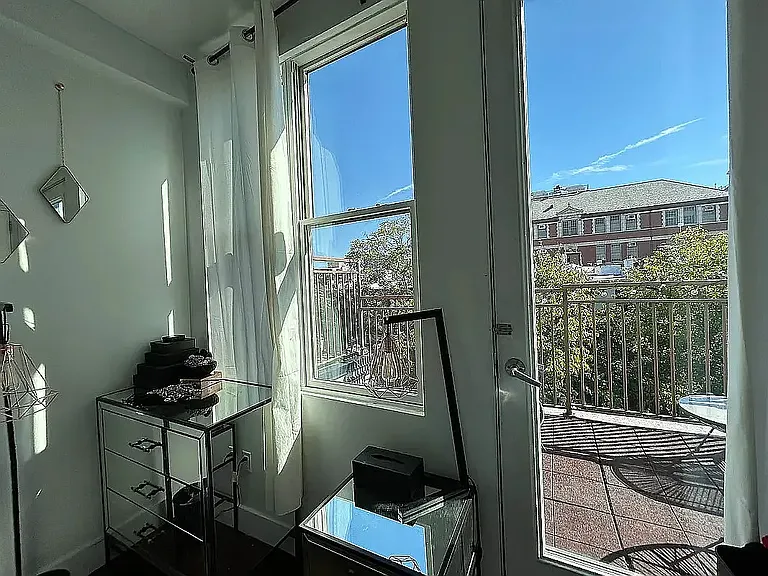 171 Suydam St #4R — Photo 37