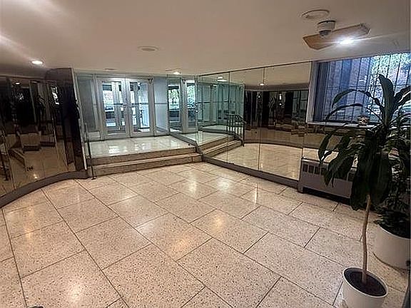 2nd image of 2620 Ocean Pkwy APT 4J