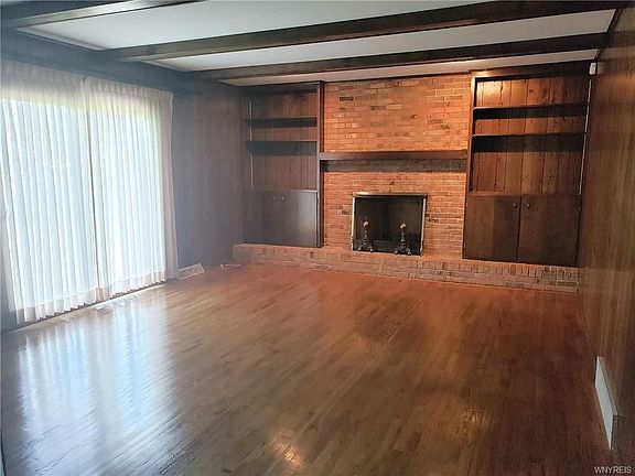 4th image of 115 Carmelite Dr