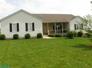 4116 Lock Rd, Centerburg, OH 43011