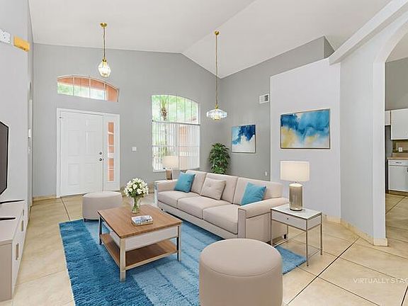 5th image of 4417 White Oak Cir
